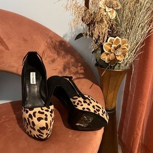 Leopard suede platform, size 10